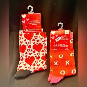 2 Pairs Novelty Heart & XO Patterned Crew Socks Red Pink White NWT Sweetheart